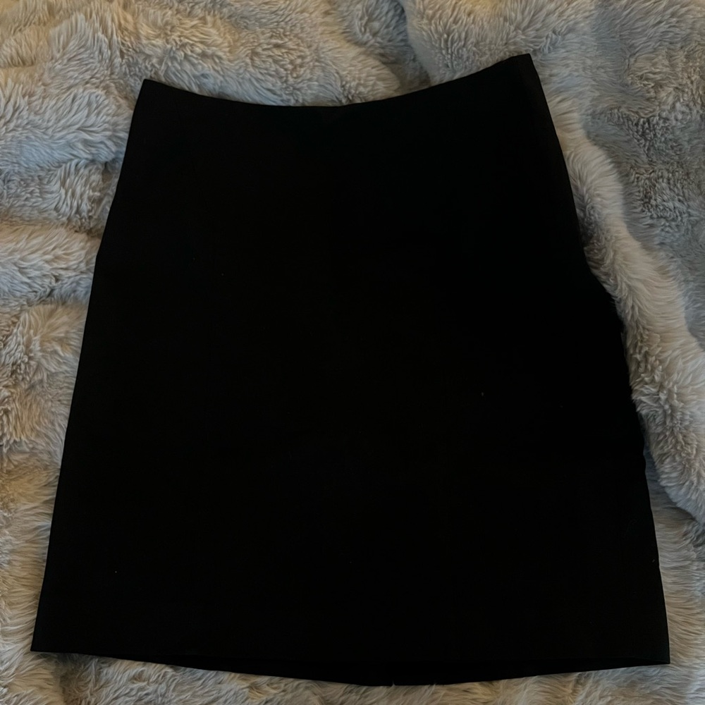Halogen Classic Black Pencil Skirt